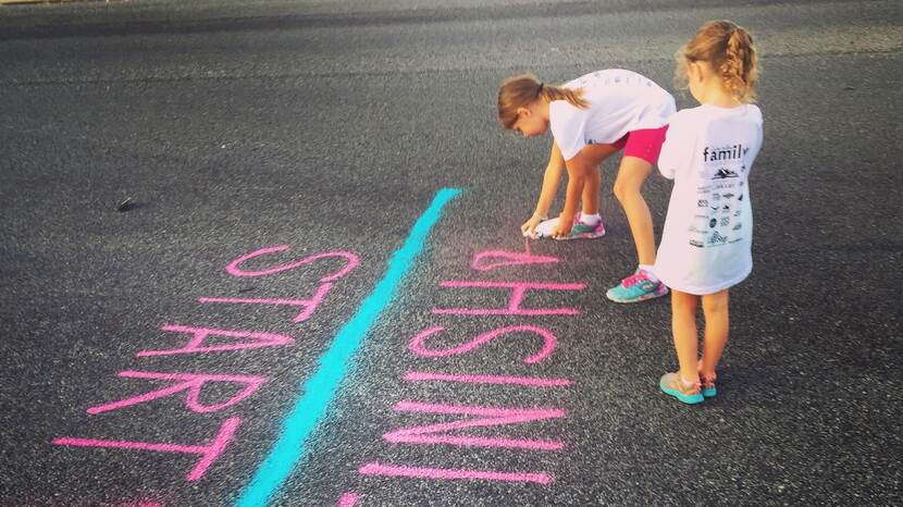 Afbeelding van spelende kinderen op straat